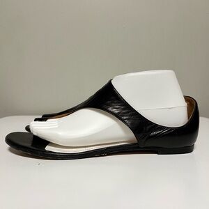 Maison Martin Margiela Black and White Leather Toe Split Sandals